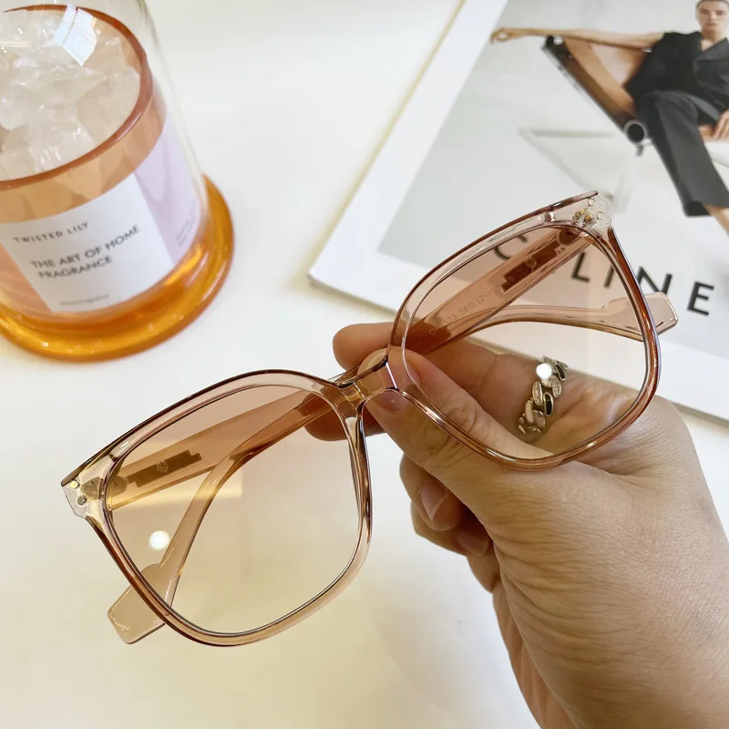 Square Brand Designer Sunglasses Colorful Eyewear Women Acetate Frame Oculos Retro Transparent Tea Sun Glasses Fashion De Sol
Square Brand Designer Sunglasses Colorful Eyewear Women Acetate Frame Oculos Retro Transparent Tea Sun Glasses Fashion De Sol