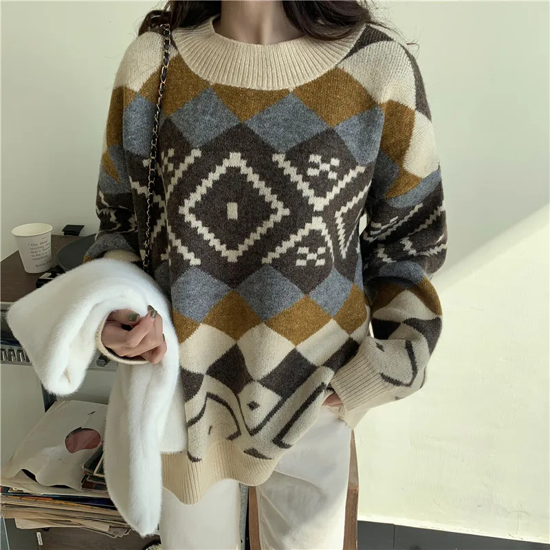 Vintage Geometric Rhombic Winter Sweater Women Long Sleeve O-Neck Knit Pullovers Tops Female Korean Loose Pull Femme Hiver
Vintage Geometric Rhombic Winter Sweater Women Long Sleeve O-Neck Knit Pullovers Tops Female Korean Loose Pull Femme Hiver