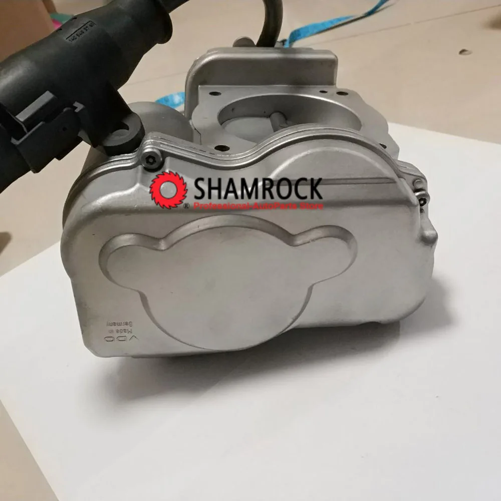 99 percent new Original renovation Throttle Body OEM 0001415725/408.226/4/1 fit for 1993-1996W140 W124 R129 E320 SL320 S320 C280 
99 percent new Original renovation Throttle Body OEM 0001415725/408.226/4/1 fit for 1993-1996W140 W124 R129 E320 SL320 S320 C280