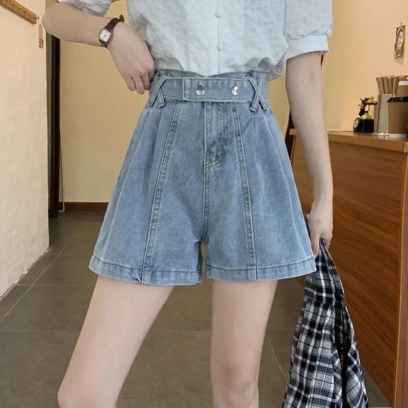 High waist slim denim shorts women summer loose 2021 new design sense wide leg hot pants trend Shorts HIGH
High waist slim denim shorts women summer loose 2021 new design sense wide leg hot pants trend Shorts HIGH
