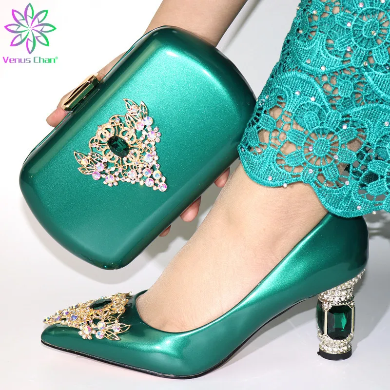 fashion Shoes and Bag Set African Sets BLUE Color Italian Shoe Bag Set Decorated with Rhinestone High Quality
fashion Shoes and Bag Set African Sets BLUE Color Italian Shoe Bag Set Decorated with Rhinestone High Quality
