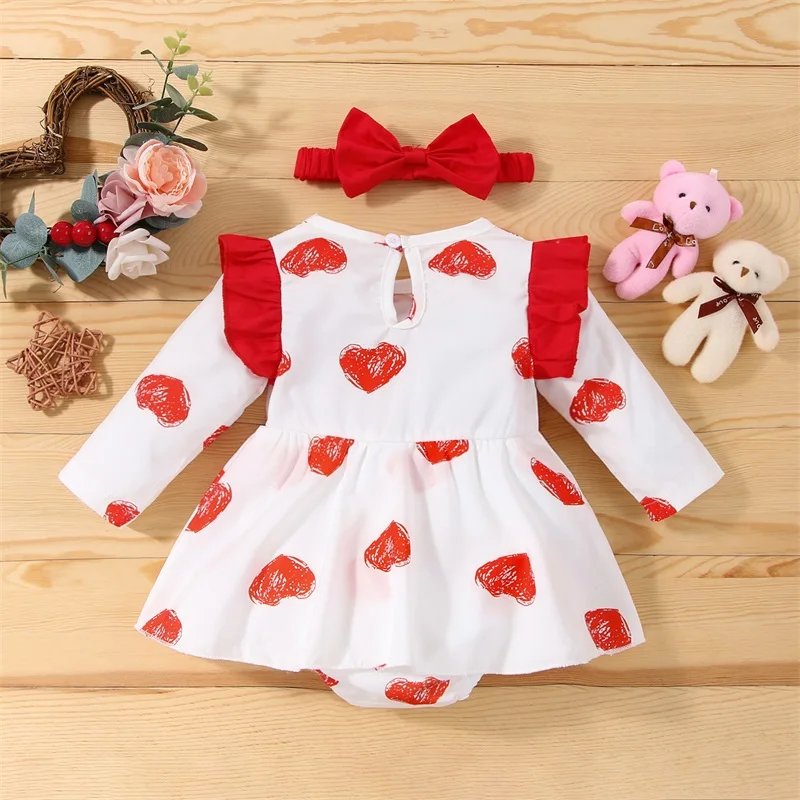 Newborn Girl Romper Outfits Red Heart Printed Long Sleeve Ruffles Decor Dress Style Romper Bow-Knot Headband Set 
Newborn Girl Romper Outfits Red Heart Printed Long Sleeve Ruffles Decor Dress Style Romper Bow-Knot Headband Set