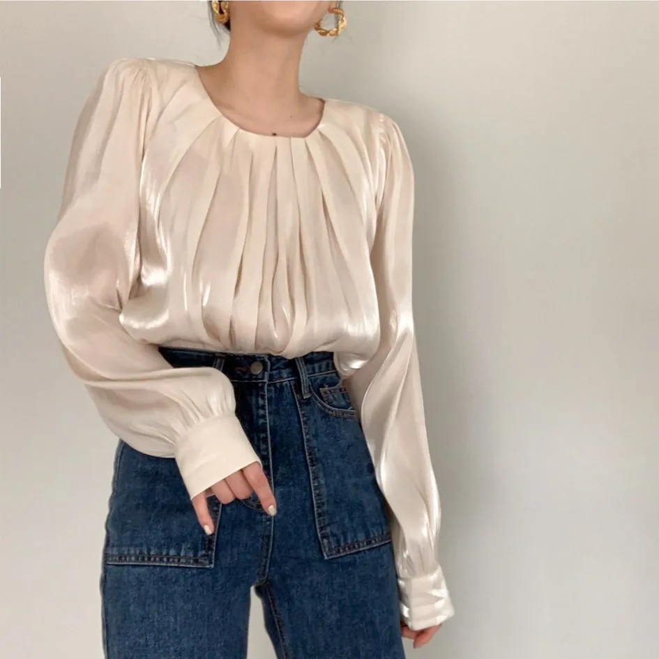 Vintage Elegant Satin Shirt Women Long Sleeve Ruched Shirts Female Minimalist Office Blouse Loose Clothing
Vintage Elegant Satin Shirt Women Long Sleeve Ruched Shirts Female Minimalist Office Blouse Loose Clothing