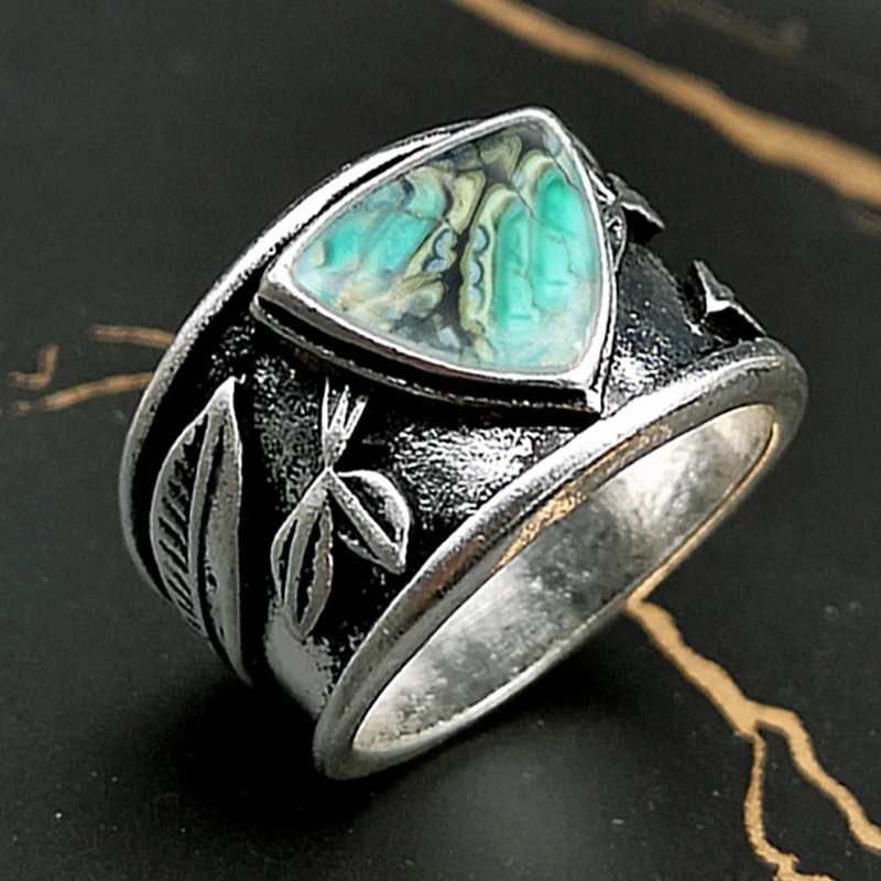 Retro Style Creative Leaf Embossed Ring Personalized Geometric Design Inlaid Artificial Gemstone Ring Ladies Jewelry Best Gift
Retro Style Creative Leaf Embossed Ring Personalized Geometric Design Inlaid Artificial Gemstone Ring Ladies Jewelry Best Gift