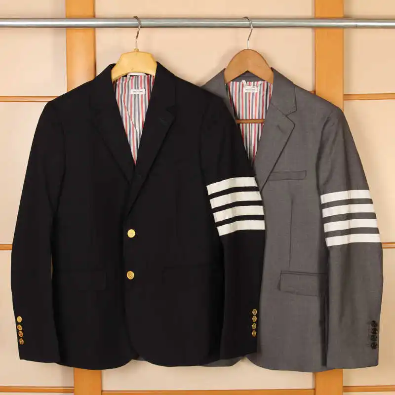 2021 ТБ модный бренд пиджаки для женщин мужской slim fit костюмы в английском стиле мужские умные повседневная куртка для мальчиков, весенний шер...
2021 ТБ модный бренд пиджаки для женщин мужской slim fit костюмы в английском стиле мужские умные повседневная куртка для мальчиков, весенний шер...