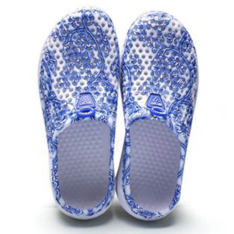 Summer Women Beach Slippers Blue And White Print Breathable Mesh Shoes For Flip Flop Massage Slippers 41
Summer Women Beach Slippers Blue And White Print Breathable Mesh Shoes For Flip Flop Massage Slippers 41