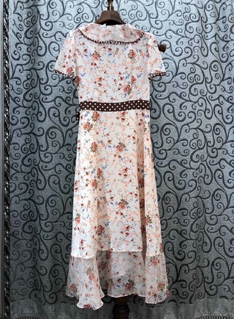 Newest Fashion Designer Dress 2020 Summer Women V-Neck Polka Dot Print Elegant Flower Patterns Beading Deco Short Sleeve Dresss
Newest Fashion Designer Dress 2020 Summer Women V-Neck Polka Dot Print Elegant Flower Patterns Beading Deco Short Sleeve Dresss