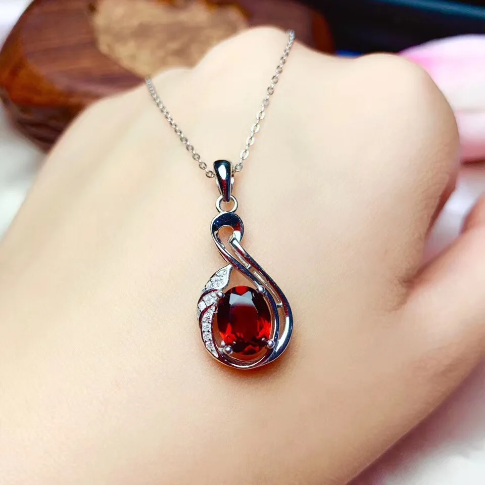 BOEYCJR 925 Sterling Silver Garnet Necklace Chain Jewelry Energy Gemstone Pendant Necklace for Women Gift
BOEYCJR 925 Sterling Silver Garnet Necklace Chain Jewelry Energy Gemstone Pendant Necklace for Women Gift