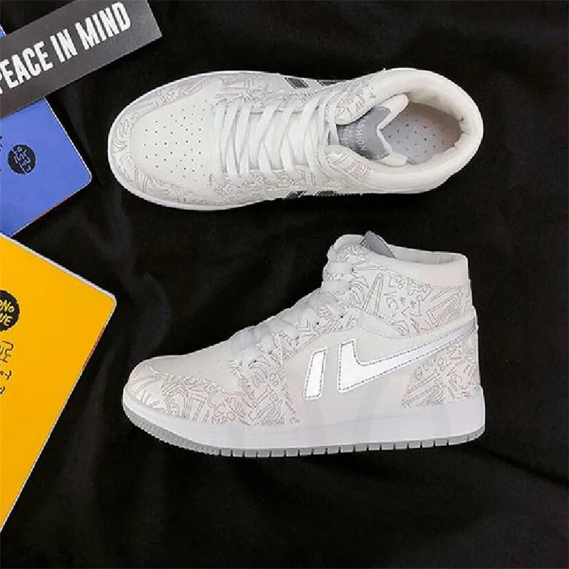 women hig top Skateboarding Shoes Leisure Sneakers Men Breathable Skateboard Shoes Mixed Colors Women Trainers running Shoes
women hig top Skateboarding Shoes Leisure Sneakers Men Breathable Skateboard Shoes Mixed Colors Women Trainers running Shoes