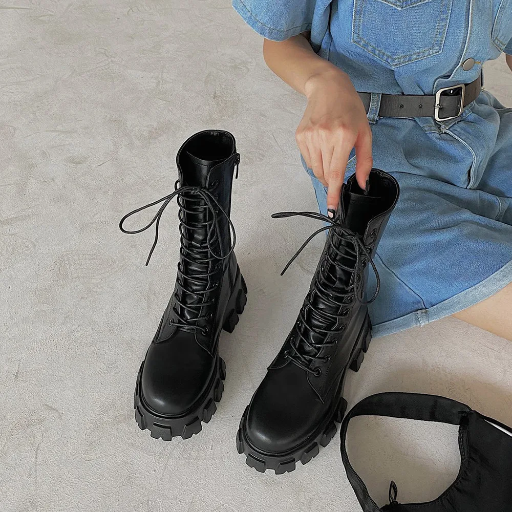 Women Motorcycle Boots Wedges Flat Shoes Woman High Heel Platform PU Leather Boots Lace Up Women Shoes Black Boots Girls
Women Motorcycle Boots Wedges Flat Shoes Woman High Heel Platform PU Leather Boots Lace Up Women Shoes Black Boots Girls