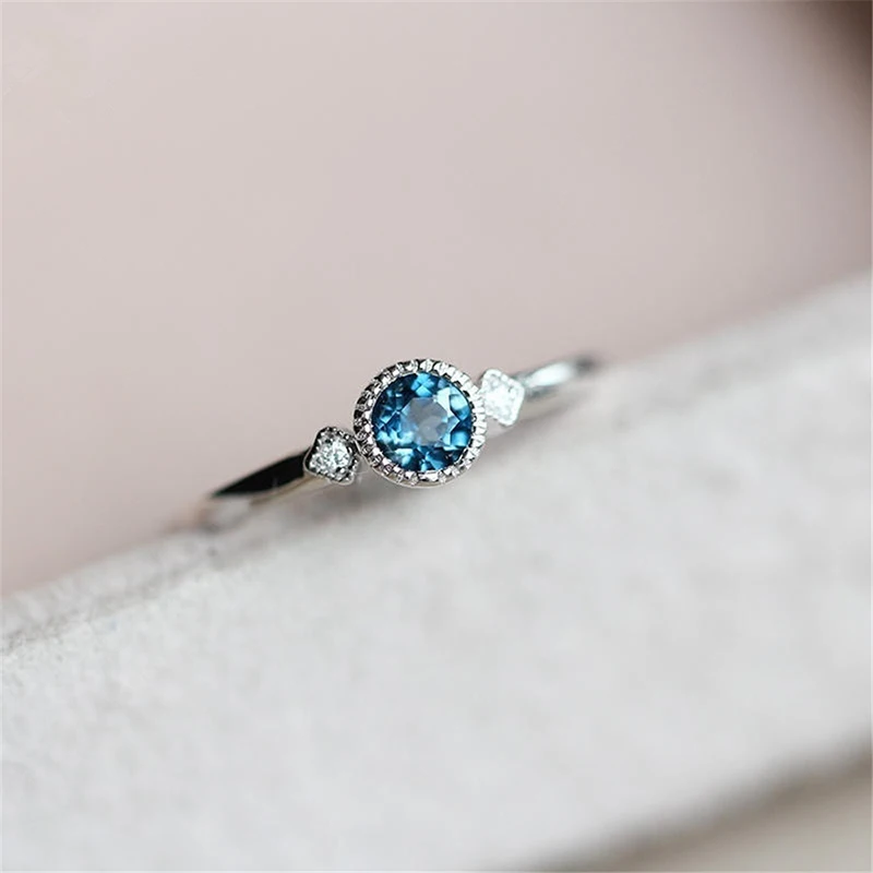 2020 Exquisite Crystal Zircon Ring for girl Jewelry Accessories Party Engagement Bridal Wedding Gift Fashion Women Rings
2020 Exquisite Crystal Zircon Ring for girl Jewelry Accessories Party Engagement Bridal Wedding Gift Fashion Women Rings