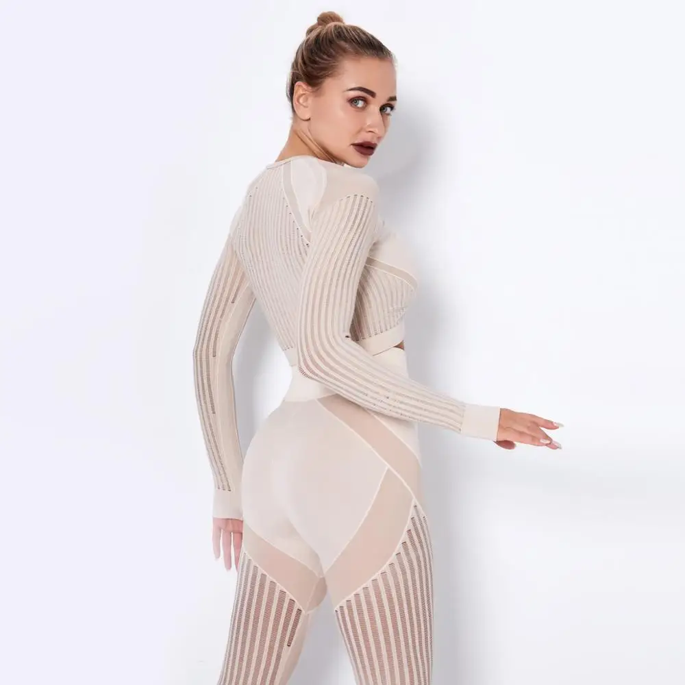 Sports tight-fitting hollow plastic yoga tops, quick-drying running women's t-shirts, yoga clothes, seamless fitness sports tops
Sports tight-fitting hollow plastic yoga tops, quick-drying running women's t-shirts, yoga clothes, seamless fitness sports tops