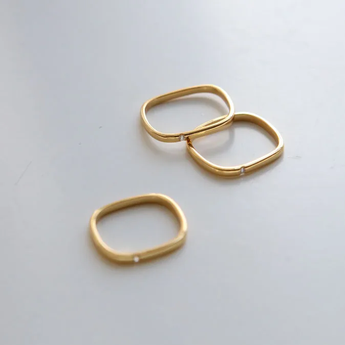 Cool Personality Design Mini Finger Rings Women Fashion Jewelry Gift Korean Ladies Charms Gold Ring Jewellery
Cool Personality Design Mini Finger Rings Women Fashion Jewelry Gift Korean Ladies Charms Gold Ring Jewellery