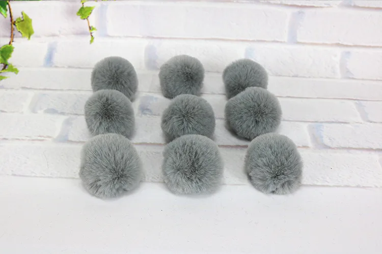 10 Piece/lot Soft colorful cat toy ball interactive cat toys play ball Kitten Toys Candy color Ball Assorted cat playing toys
10 Piece/lot Soft colorful cat toy ball interactive cat toys play ball Kitten Toys Candy color Ball Assorted cat playing toys