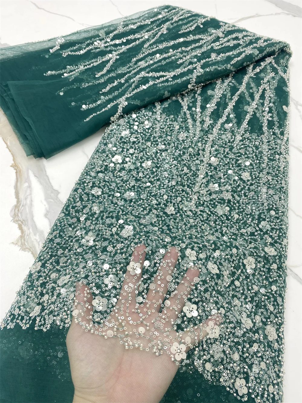 XIYA нигерийские кружевные ткани с блестками, сетчатая кружевная ткань 2021, африканский тюль с бусинами, африканская французская кружевная тк...
XIYA нигерийские кружевные ткани с блестками, сетчатая кружевная ткань 2021, африканский тюль с бусинами, африканская французская кружевная тк...