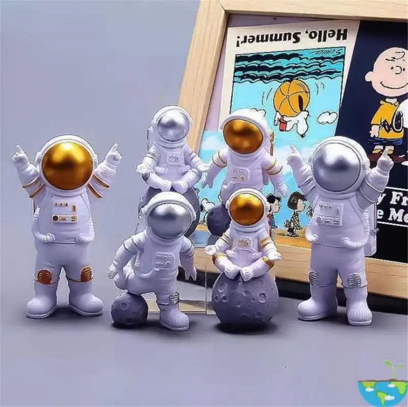 New Resin Astronaut Figure Statue Figurine Spaceman Sculpture Educational Toys Desktop Home Decoration Astronaut Model Kids Gift
New Resin Astronaut Figure Statue Figurine Spaceman Sculpture Educational Toys Desktop Home Decoration Astronaut Model Kids Gift