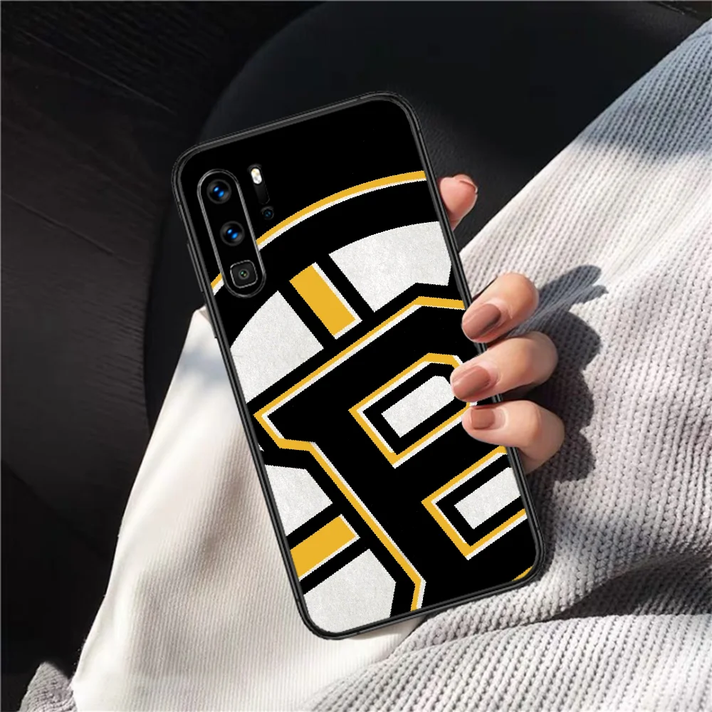 Boston Bear Hockey Ice Team Phone Case For HUAWEI P 9 10 20 30 40 Lite Pro smart Z 2019 Nova 5T 6 7 i black Bumper Tpu Etui 
Boston Bear Hockey Ice Team Phone Case For HUAWEI P 9 10 20 30 40 Lite Pro smart Z 2019 Nova 5T 6 7 i black Bumper Tpu Etui