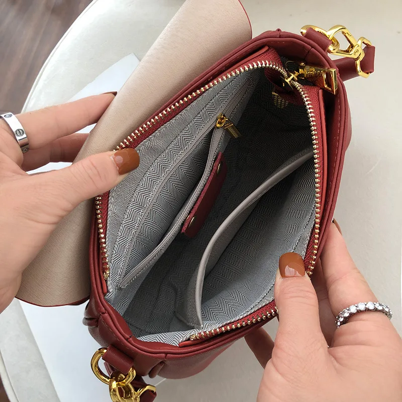ALNEED 2021 Fashionable Purses and Handbags Genuine Leather Shoulder Bags Knitting Crossbody Bag Top Quality Luxury Designer Bag
ALNEED 2021 Fashionable Purses and Handbags Genuine Leather Shoulder Bags Knitting Crossbody Bag Top Quality Luxury Designer Bag