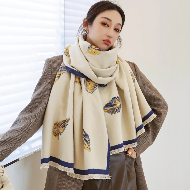 2021 Winter Feather Print Cashmere Scarf Women Shawls And Wraps Luxury Thick Blanket Neckerchief Hijab Pashmina Bufanda Echarpe
2021 Winter Feather Print Cashmere Scarf Women Shawls And Wraps Luxury Thick Blanket Neckerchief Hijab Pashmina Bufanda Echarpe