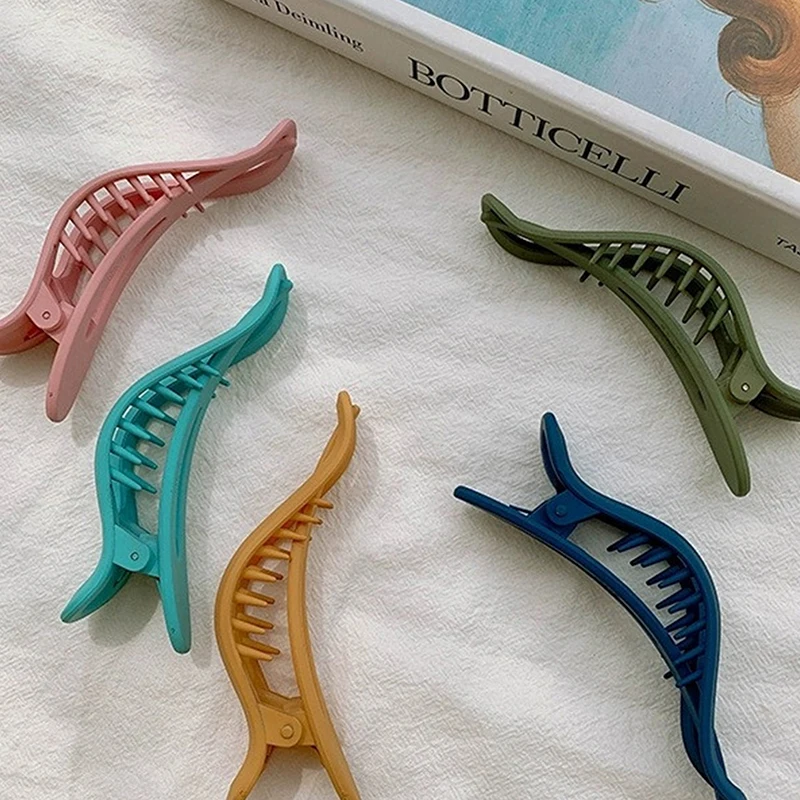 1pc Duckbill Claw for Women Girls Simple Hairpins Hair Accessories Large Hair Clamping Candy Color Hair Clip
1pc Duckbill Claw for Women Girls Simple Hairpins Hair Accessories Large Hair Clamping Candy Color Hair Clip