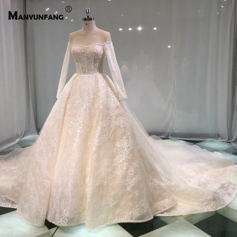 Luxury Full Sleeve Cathedral Train Lace Up Back Wedding Dress Custom Made Embroidery Appliques Tulle O-Neck Bridal Ball Gown
Luxury Full Sleeve Cathedral Train Lace Up Back Wedding Dress Custom Made Embroidery Appliques Tulle O-Neck Bridal Ball Gown
