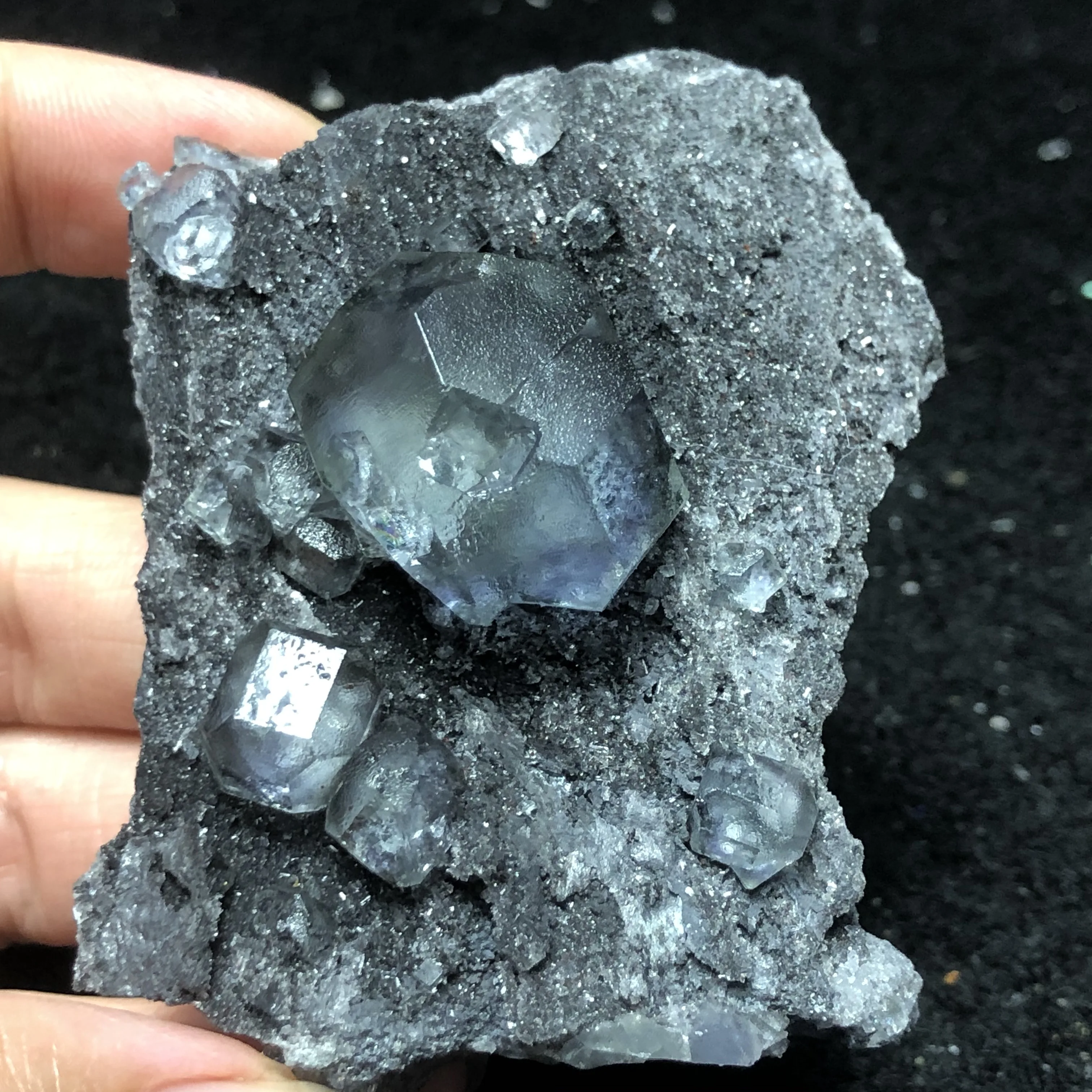 77.7gRare fluorite cluster minerals: home decoration and ornaments for teaching specimens of degaussing geology 
77.7gRare fluorite cluster minerals: home decoration and ornaments for teaching specimens of degaussing geology