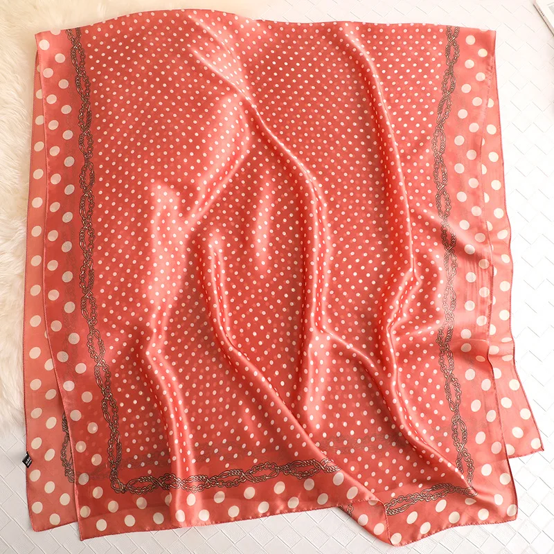 2020 Popular Women Dots Print Silk Scarf Shawl Summer Echarpe Designer Beach Stole Bandana Wraps Foulard Femme Hijab Scarves
2020 Popular Women Dots Print Silk Scarf Shawl Summer Echarpe Designer Beach Stole Bandana Wraps Foulard Femme Hijab Scarves