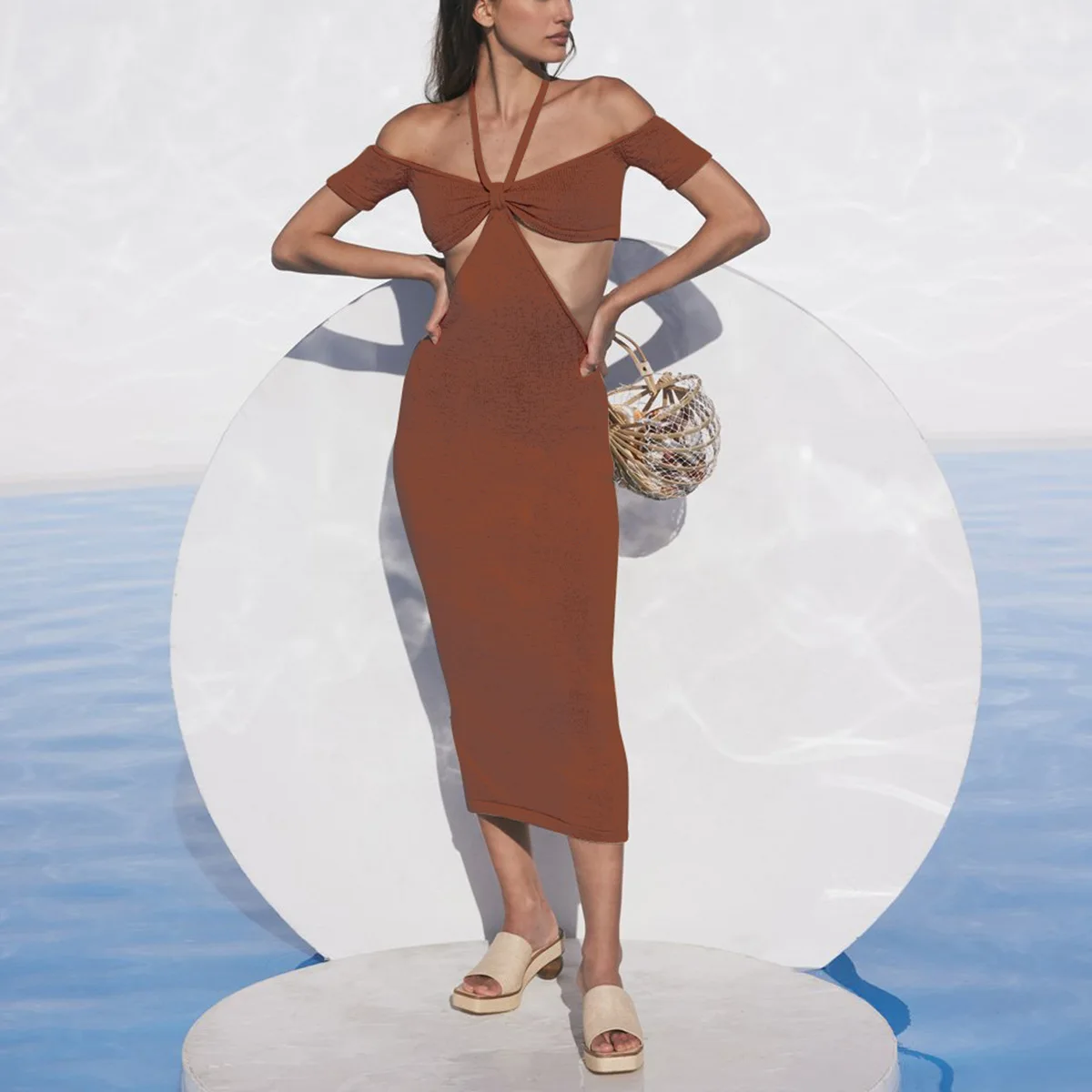 High Quality Bodycon Dress Women Party Dress 2021 New Arrivals Midi Halter Dress Sexy Dress Celebrity Evening Club Dress
High Quality Bodycon Dress Women Party Dress 2021 New Arrivals Midi Halter Dress Sexy Dress Celebrity Evening Club Dress