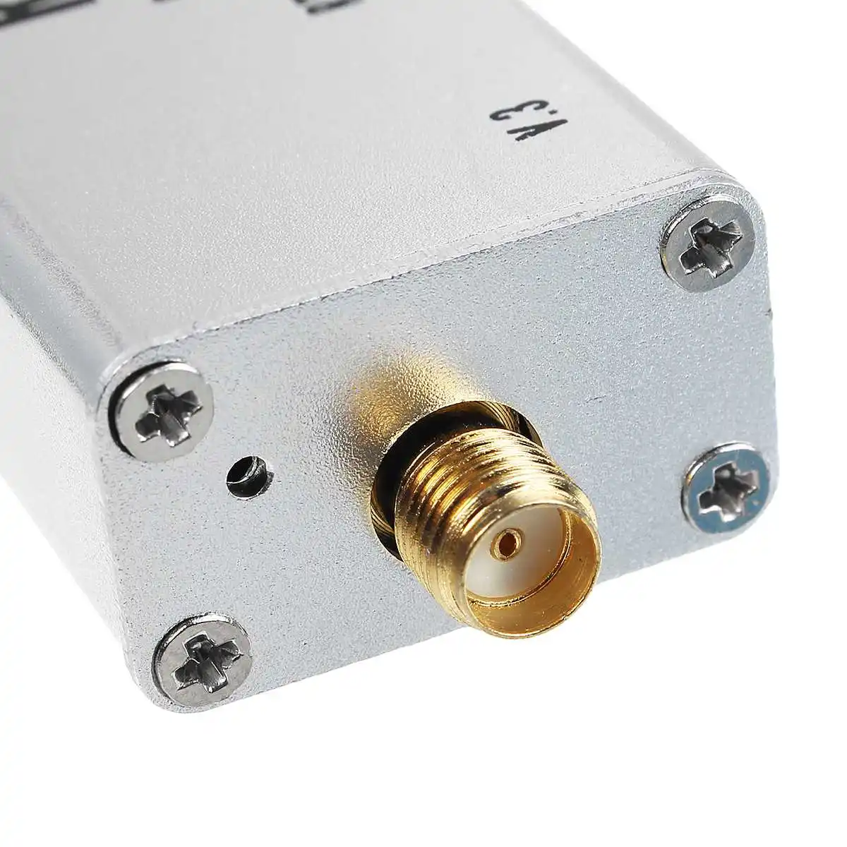 RTL-SDR Blog V3 RTL2832U 1PPM TCXO HF BiasT SMA Software Aluminium shielded case Defined Radio R820T2 tuner
RTL-SDR Blog V3 RTL2832U 1PPM TCXO HF BiasT SMA Software Aluminium shielded case Defined Radio R820T2 tuner
