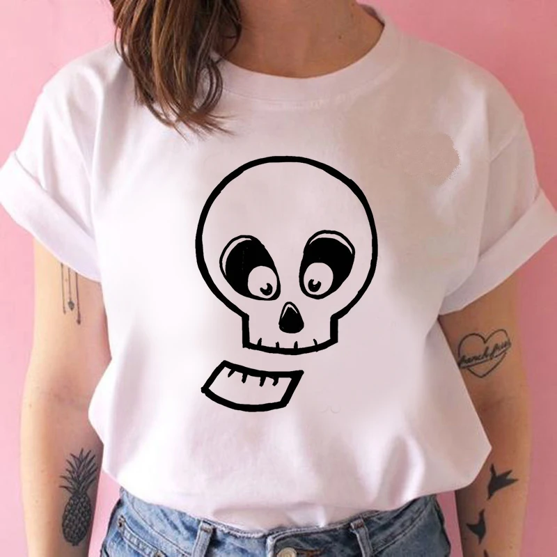 Cute Skull Printed T-shirt Women Harajuku clothes short-sleeved printed graphic T-shirt tops
Cute Skull Printed T-shirt Women Harajuku clothes short-sleeved printed graphic T-shirt tops