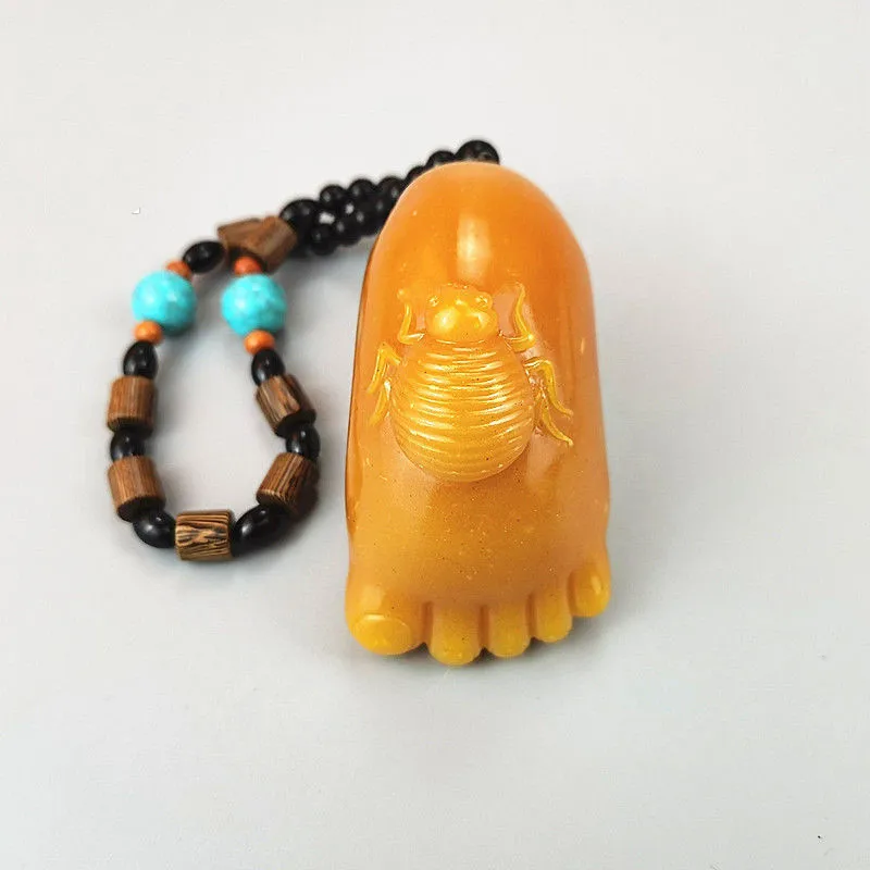 China Antique Imitate Shoushan Stone Hand Carved Feet Contentment and Happiness Decoration Bracelet Pendant Necklace
China Antique Imitate Shoushan Stone Hand Carved Feet Contentment and Happiness Decoration Bracelet Pendant Necklace