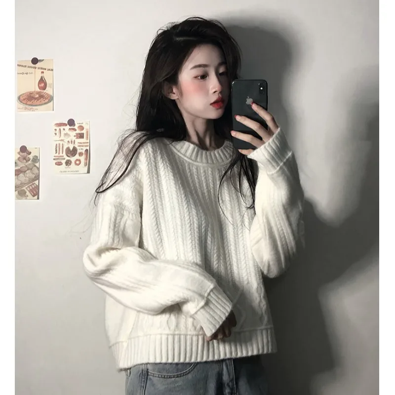 Sweater women spring and autumn knitting pure color elegant fashion all-match twist round neck warm pullover sweater women 
Sweater women spring and autumn knitting pure color elegant fashion all-match twist round neck warm pullover sweater women