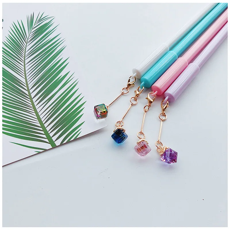36pcs/set Magic Colored Pendant Gel Pen Wholesale Crystal Pendant Pen Student Stationery Wholesale Sign Pen for Girl
36pcs/set Magic Colored Pendant Gel Pen Wholesale Crystal Pendant Pen Student Stationery Wholesale Sign Pen for Girl
