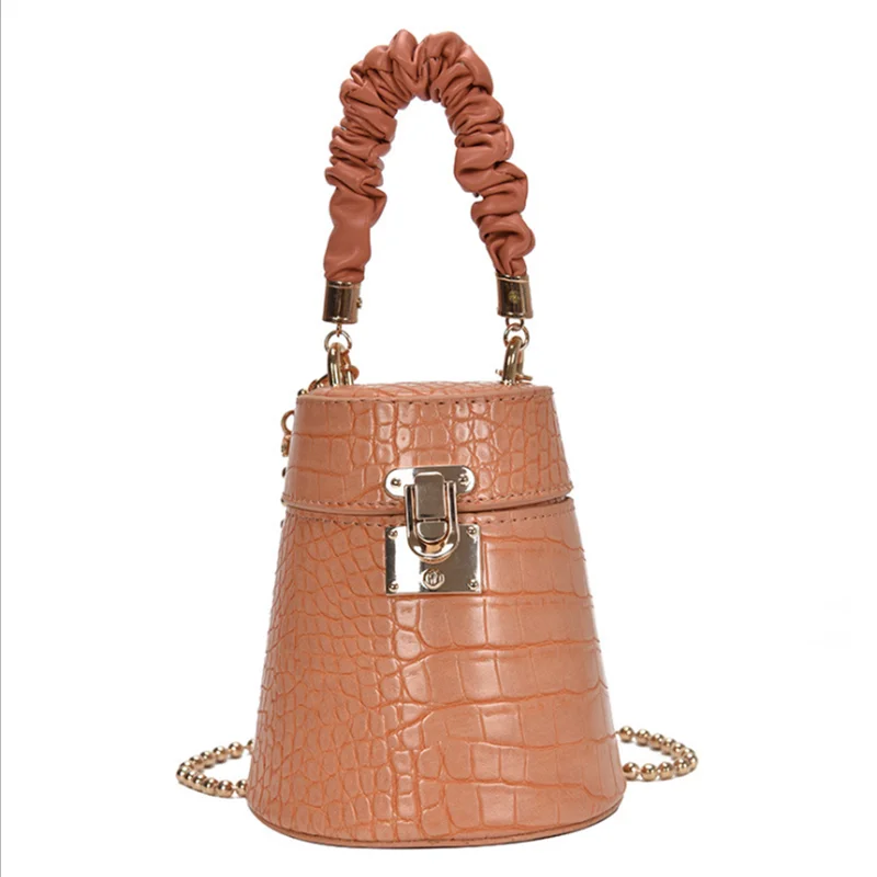 Handbags Chain Bucket Messenger Bag Box Bag 2021 New Fashion Retro Stone Pattern Portable Shoulder Bag
Handbags Chain Bucket Messenger Bag Box Bag 2021 New Fashion Retro Stone Pattern Portable Shoulder Bag
