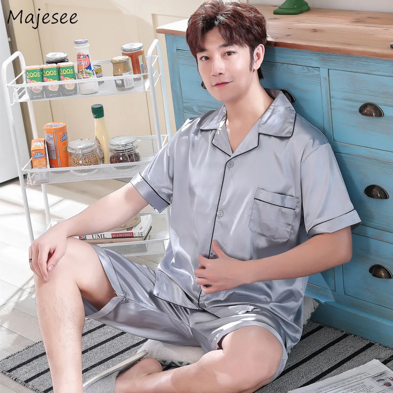 Men Pajama Sets Solid Loose Silk Satin Summer Breathable Loose Sleepwear Turn-down Collar Short Sleeve Homewear Lounge Nightwear
Men Pajama Sets Solid Loose Silk Satin Summer Breathable Loose Sleepwear Turn-down Collar Short Sleeve Homewear Lounge Nightwear
