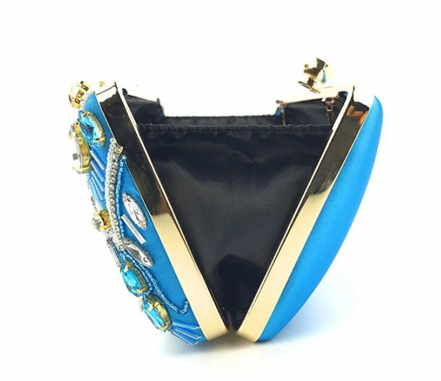 2020 quality handmade pearls evening bags luxury diamond banquet clutch purse wedding dinner bags chain drop shipping MN1451
2020 quality handmade pearls evening bags luxury diamond banquet clutch purse wedding dinner bags chain drop shipping MN1451