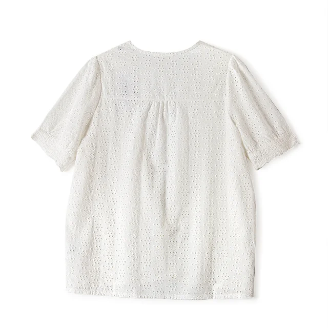 Floral Hollow out Shirt Women White Embroidery Short Sleeve Single Breasted Blouse 2021 Spring Summer
Floral Hollow out Shirt Women White Embroidery Short Sleeve Single Breasted Blouse 2021 Spring Summer