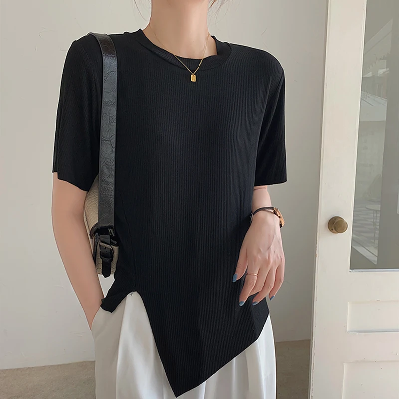 2021 Summer New Fashion T Shirt Women Cotton Simple Asymmetrial Basic Casual Temperament Tops Female Slim Thin O Neck Tee Shirts
2021 Summer New Fashion T Shirt Women Cotton Simple Asymmetrial Basic Casual Temperament Tops Female Slim Thin O Neck Tee Shirts