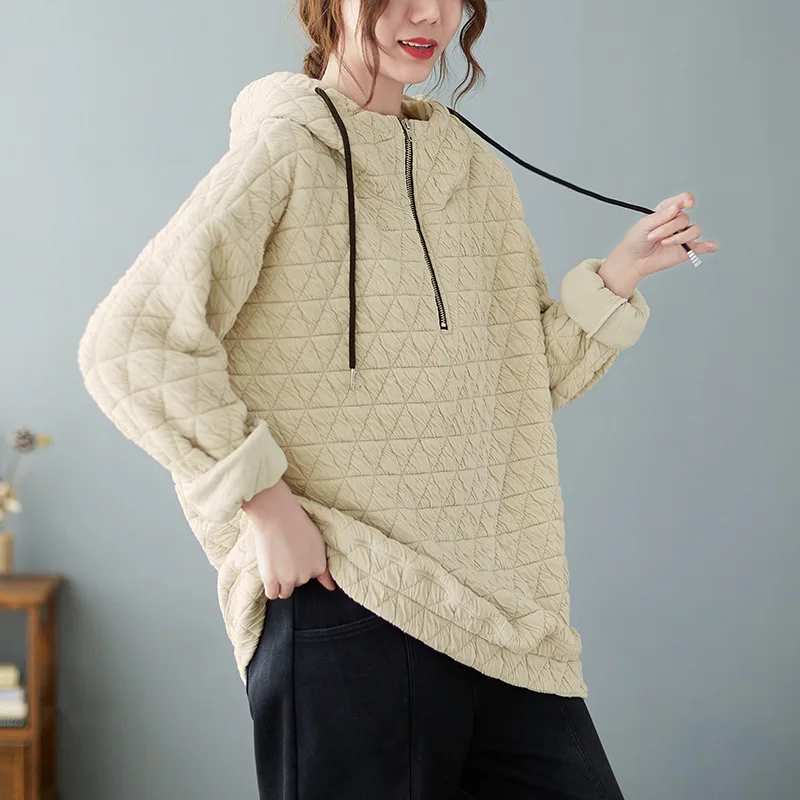2021 Autumn and Winter New Style Loose Rhombus Quilted Thickened Hooded Pullover Zipper Warm Long-sleeved Women's Sweatshirt
2021 Autumn and Winter New Style Loose Rhombus Quilted Thickened Hooded Pullover Zipper Warm Long-sleeved Women's Sweatshirt