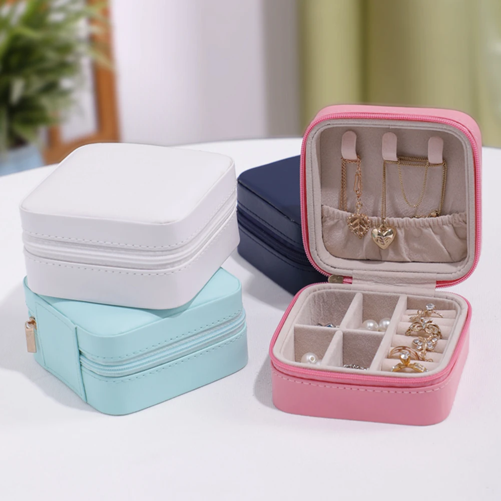 2021 Jewelry Organizer Display Travel Jewelry Case Boxes Travel Portable Jewelry Box Leather Storage Organizer Ring Earring Hold
2021 Jewelry Organizer Display Travel Jewelry Case Boxes Travel Portable Jewelry Box Leather Storage Organizer Ring Earring Hold