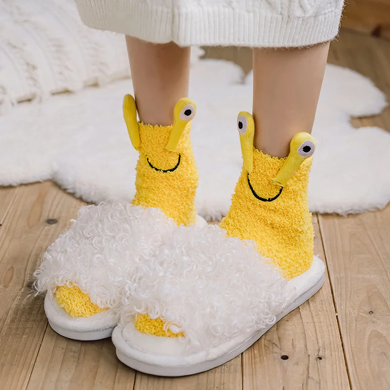 Autumn and Winter Warm Coral Fleece Floor Socks Candy Color Women's Socks Casual Home Sleeping Floor Cartoon Socks 
Autumn and Winter Warm Coral Fleece Floor Socks Candy Color Women's Socks Casual Home Sleeping Floor Cartoon Socks