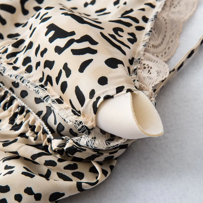 Leopard Nightwear Women Sleepwear Intimate Lingerie 4PCS Pajamas Suit Sexy Spring Summer New Casual Sleep Set Lace Pyjamas
Leopard Nightwear Women Sleepwear Intimate Lingerie 4PCS Pajamas Suit Sexy Spring Summer New Casual Sleep Set Lace Pyjamas