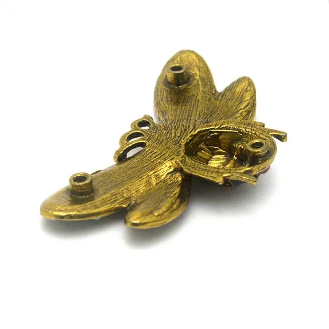 (20 pieces / lot) Professional production of custom luggage hardware with metal DIY bee decorative buckle
(20 pieces / lot) Professional production of custom luggage hardware with metal DIY bee decorative buckle