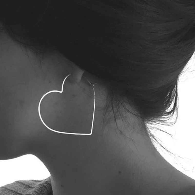 Large Heart Hoop Earrings Womens Charm Big Earrings Stainless Steel Silver Color Gold Black Rose Gold Color Female Lady Gifts 
Large Heart Hoop Earrings Womens Charm Big Earrings Stainless Steel Silver Color Gold Black Rose Gold Color Female Lady Gifts