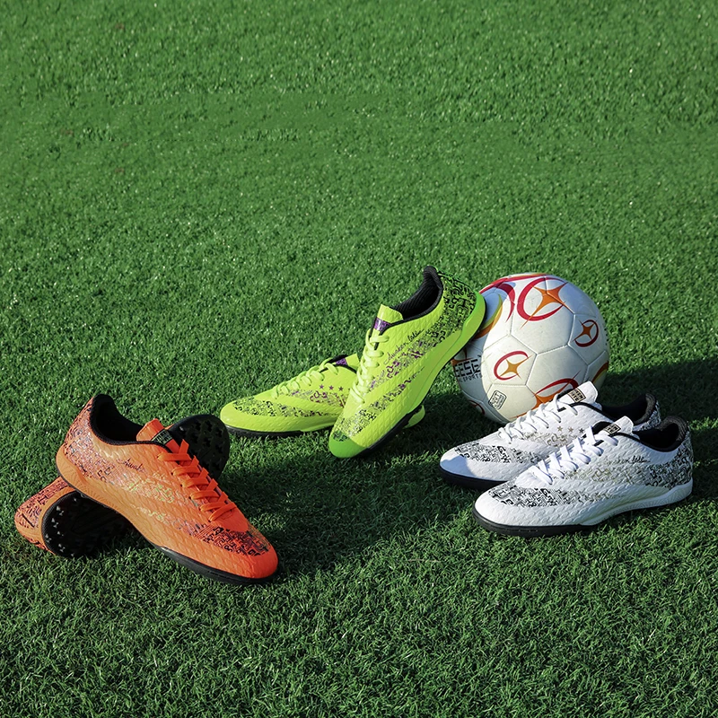Outdoor Non-Slip Grass Football Training Shoes Youth Comfortable Lightweight Spikes Football Shoes Futsal Football Sneakers
Outdoor Non-Slip Grass Football Training Shoes Youth Comfortable Lightweight Spikes Football Shoes Futsal Football Sneakers
