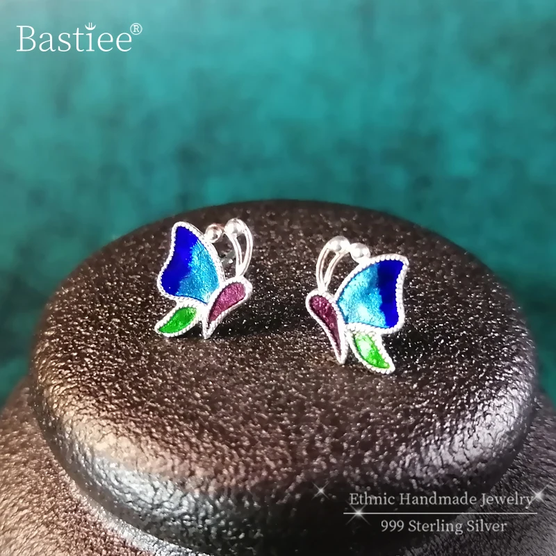 Blue Butterfly 999 Sterling Silver Earrings For Women Stud Earrings Small Chinese Cloisonne Enamel Luxury Jewelry Handmade Studs
Blue Butterfly 999 Sterling Silver Earrings For Women Stud Earrings Small Chinese Cloisonne Enamel Luxury Jewelry Handmade Studs