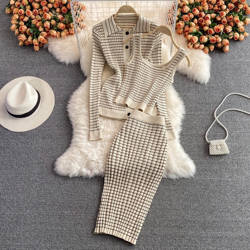 Runway Women Autumn Winter Korean Stripe Knitted Set Coat +Sexy Off Shoulder Camisole + High Waist Slim Skirt 3 Piece Set Suit
Runway Women Autumn Winter Korean Stripe Knitted Set Coat +Sexy Off Shoulder Camisole + High Waist Slim Skirt 3 Piece Set Suit