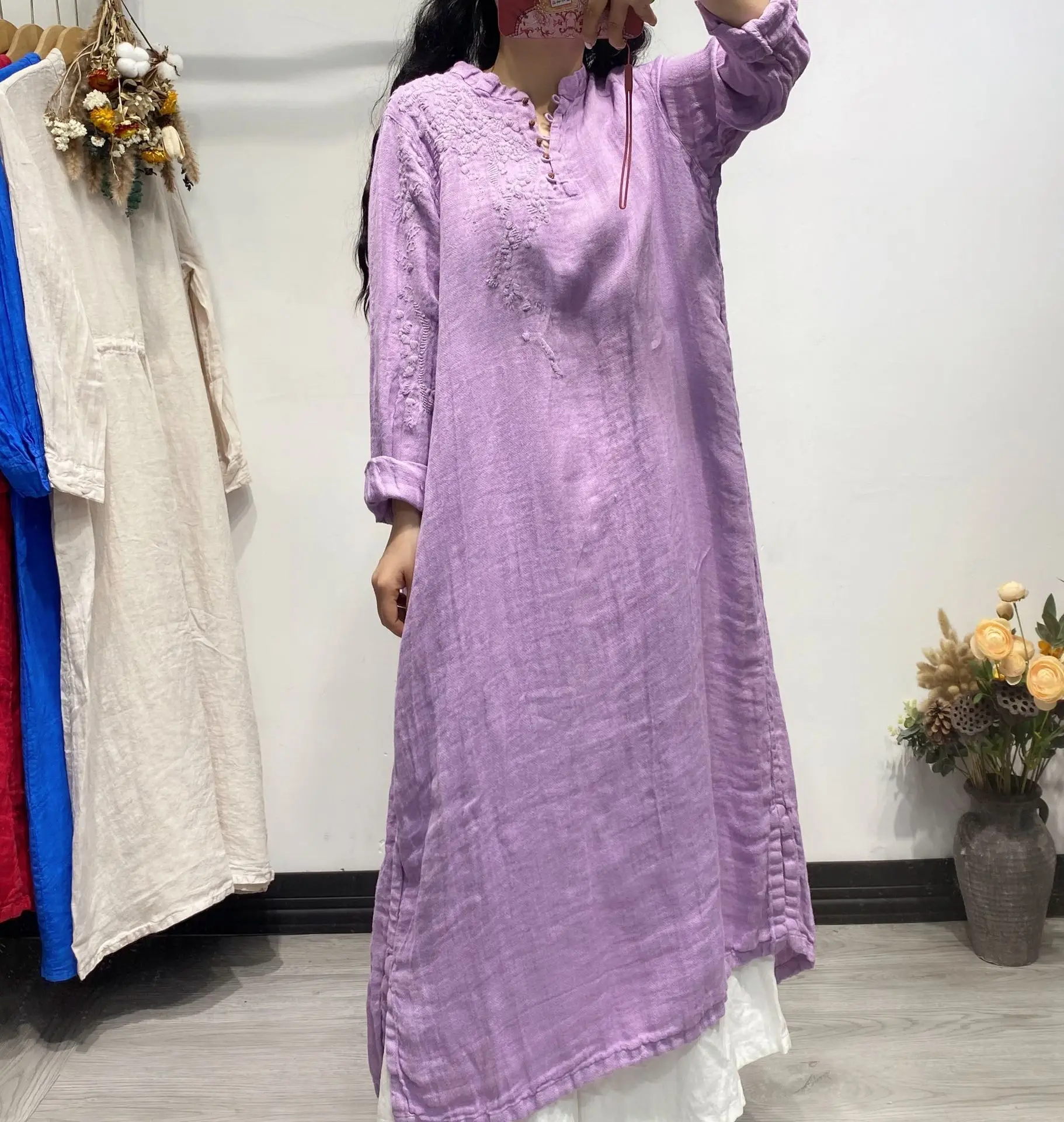 Heavy industry embroidery pure linen tie dyed Pullover dress spring art manual Bodhi button high end medium and long skirt
Heavy industry embroidery pure linen tie dyed Pullover dress spring art manual Bodhi button high end medium and long skirt