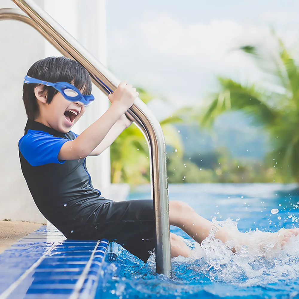Portable Swimming Goggles Anti Fog Waterproof Spectacles Swimming Equipment for Kids Children (Blue)
Portable Swimming Goggles Anti Fog Waterproof Spectacles Swimming Equipment for Kids Children (Blue)