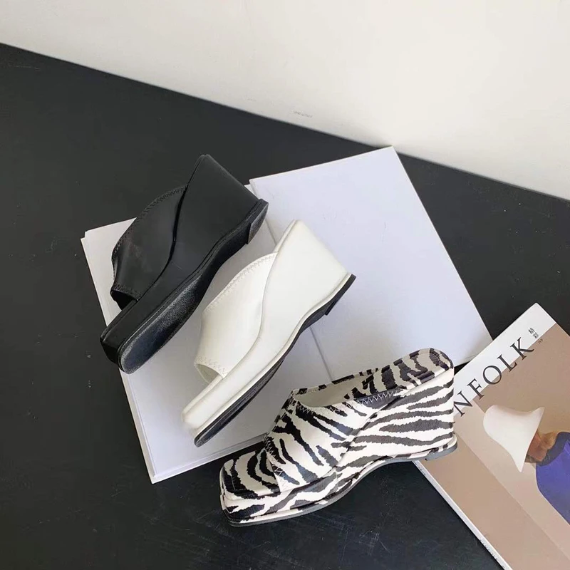 Black Women Slippers Sandals White Platform Sandals Wedge Heels Casual Wedges Sandals Ladies Square Toe High Heel Slippers
Black Women Slippers Sandals White Platform Sandals Wedge Heels Casual Wedges Sandals Ladies Square Toe High Heel Slippers